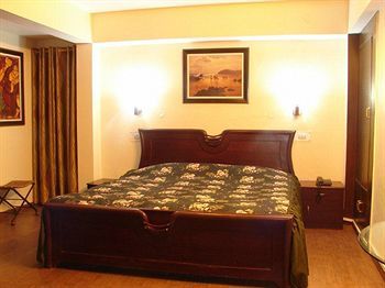 Hotel Emerald Heights Mussoorie Exterior foto